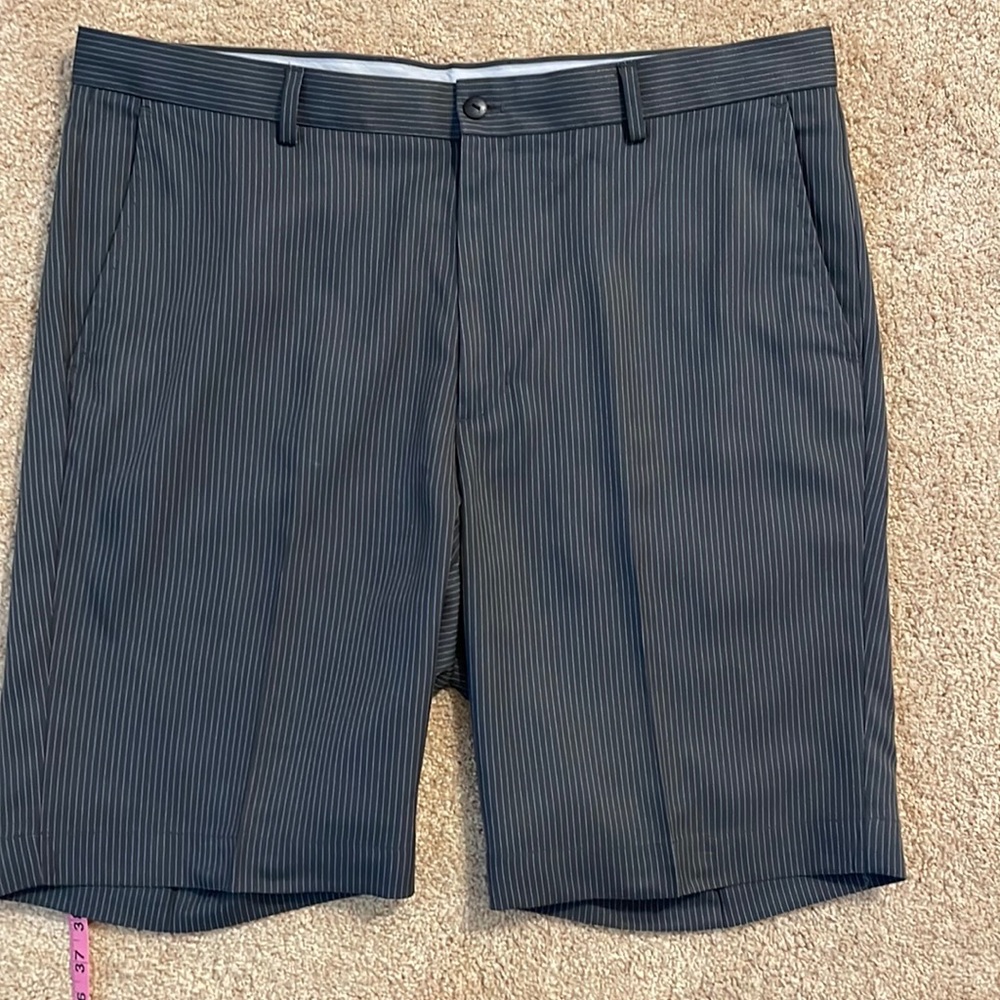 Mens Greg Norman golf/casual shorts
